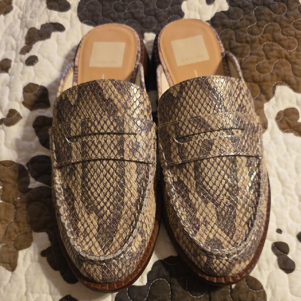 Women's DOLCE VITA Snake-Print Slip-On Mules - Picture 2 of 5